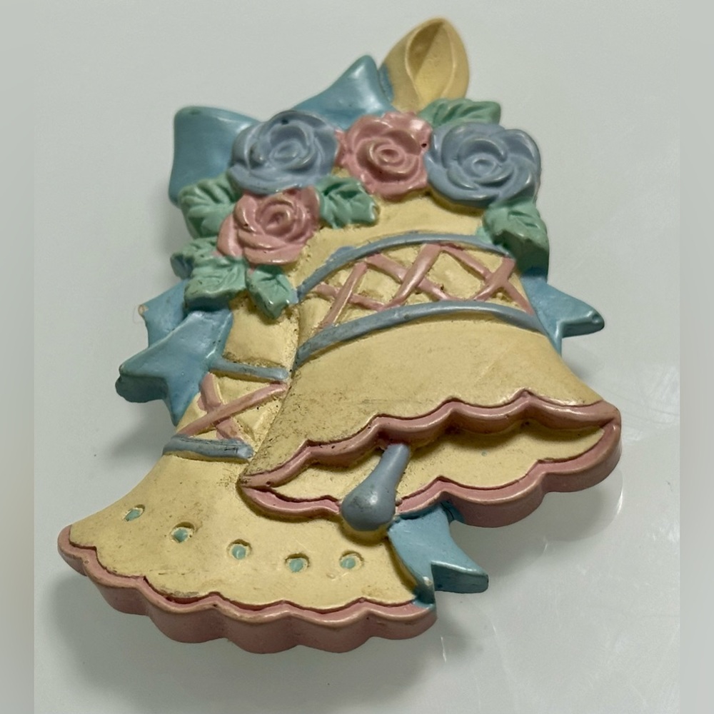 Fridge Magnets & Decor / Decorative & Beautiful Magnet (Bells w/ Flowers)